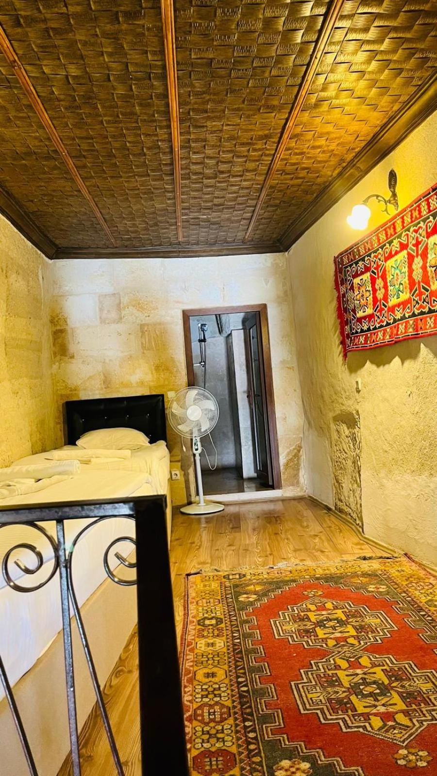 Отель Avlu Cave House Гореме Экстерьер фото