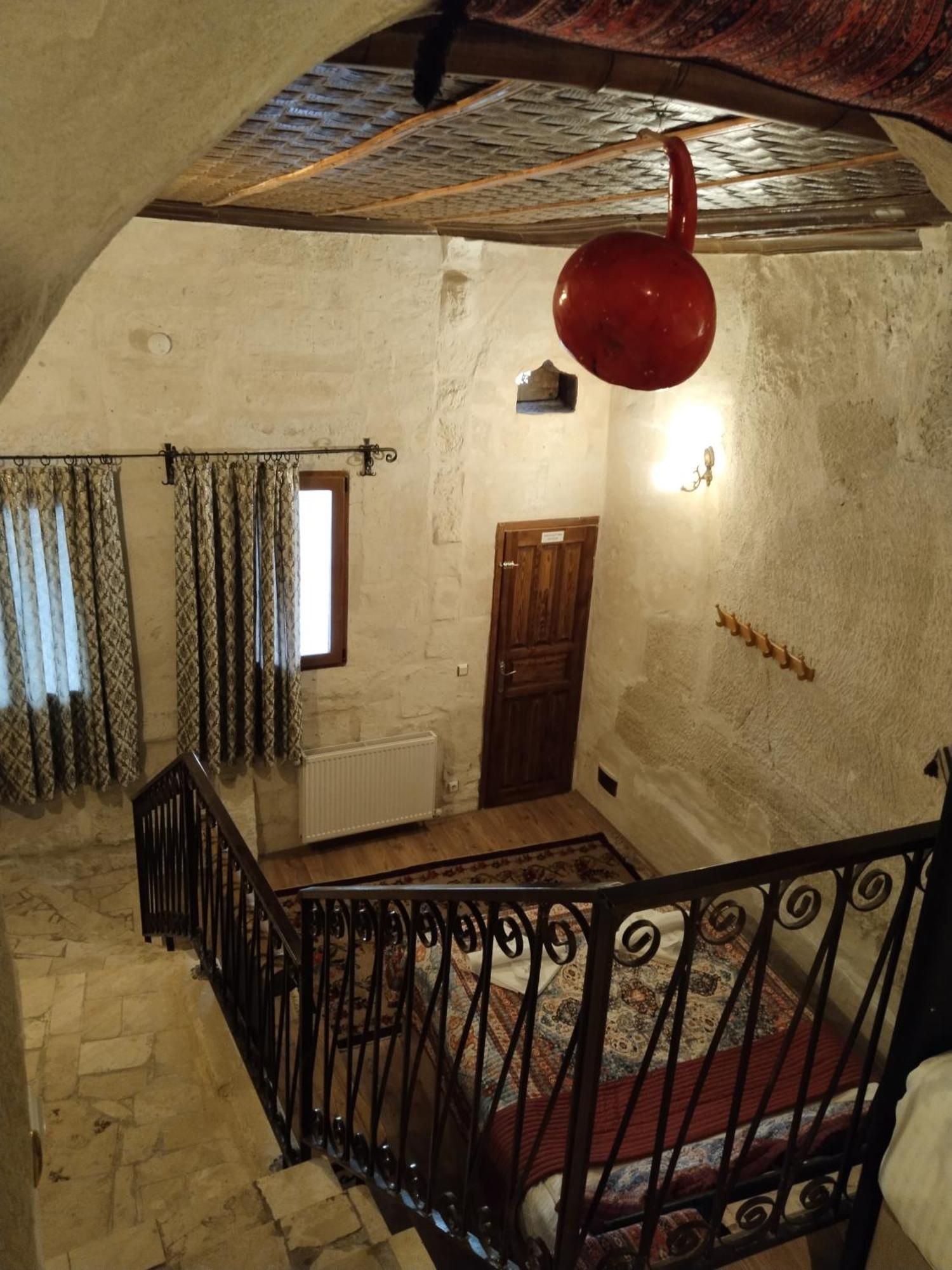Отель Avlu Cave House Гореме Экстерьер фото